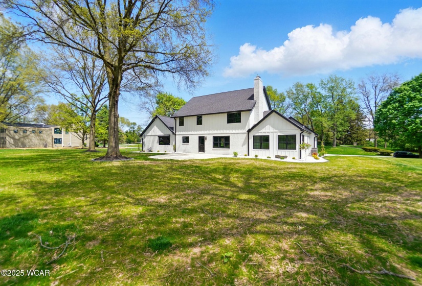 1652 Oak Woods Drive, Lima, Ohio, 5 Bedrooms Bedrooms, ,3 BathroomsBathrooms,Residential,For Sale,Oak Woods,306928