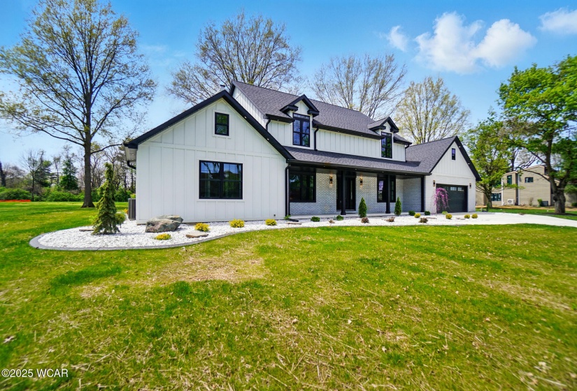 1652 Oak Woods Drive, Lima, Ohio, 5 Bedrooms Bedrooms, ,3 BathroomsBathrooms,Residential,For Sale,Oak Woods,306928