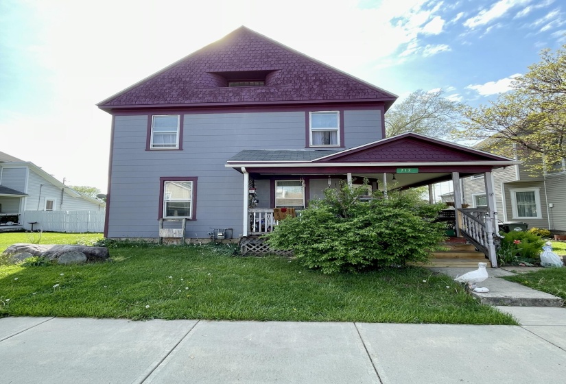 712 Clay-Front