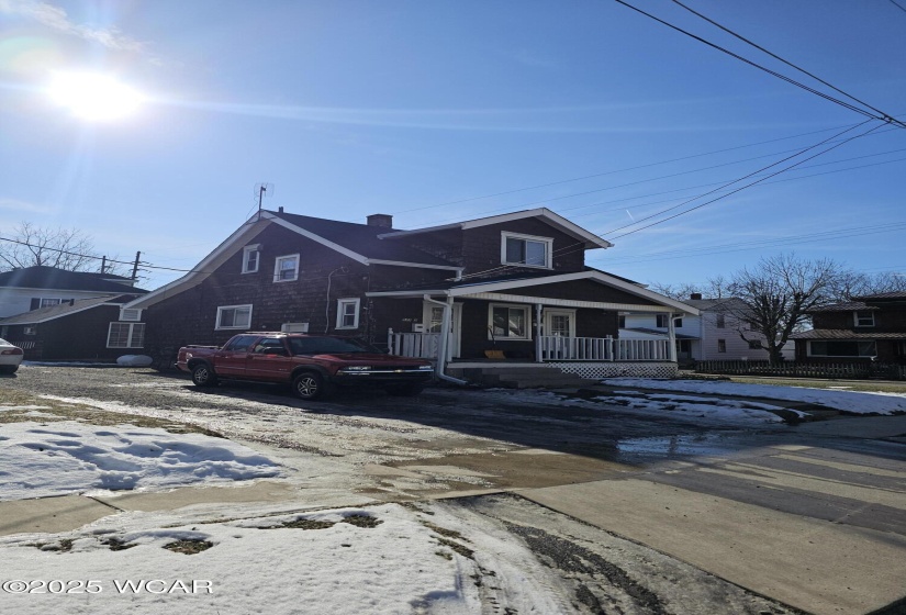 577 Hazel Avenue, Lima, Ohio, 5 Bedrooms Bedrooms, ,3 BathroomsBathrooms,Residential Income,For Sale,Hazel,306799
