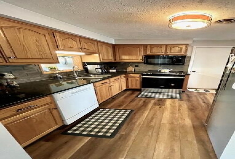 kitchen1