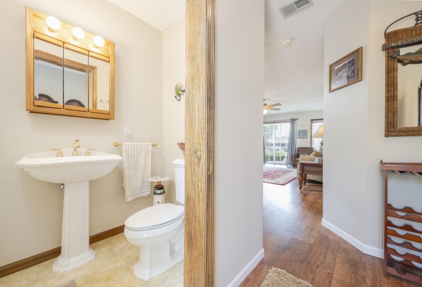 7461 Snug Harbor Dr-2