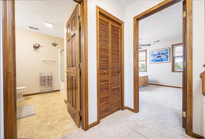 7461 Snug Harbor Dr-15