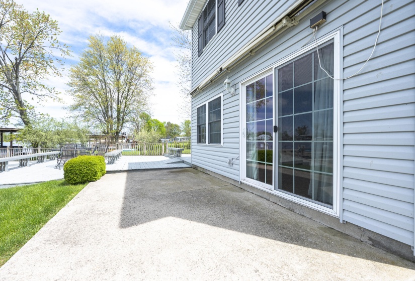 7461 Snug Harbor Dr-29