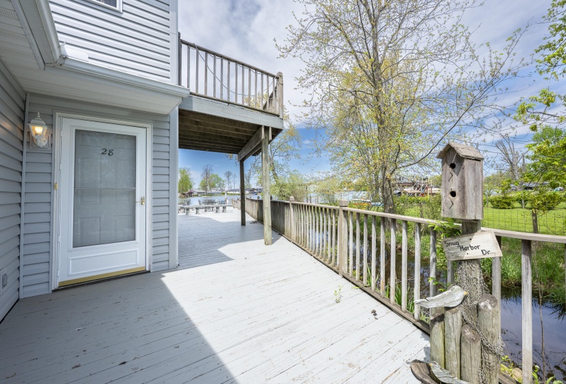 7461 Snug Harbor Dr-36