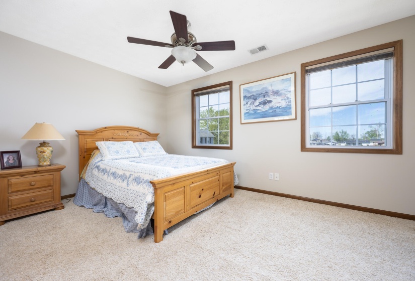 7461 Snug Harbor Dr-16