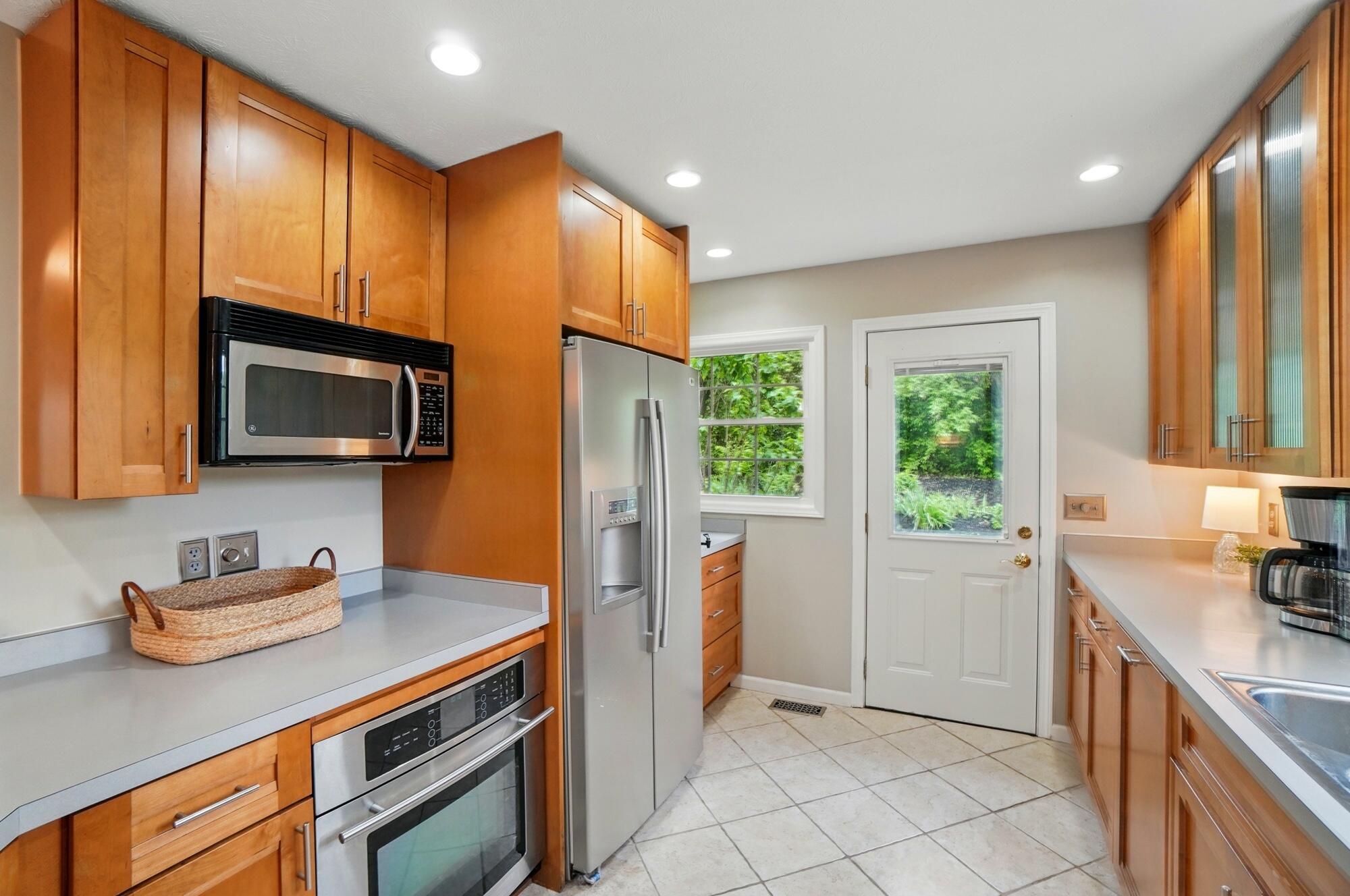 3877 St. Paris Pike, Springfield, Ohio 45504