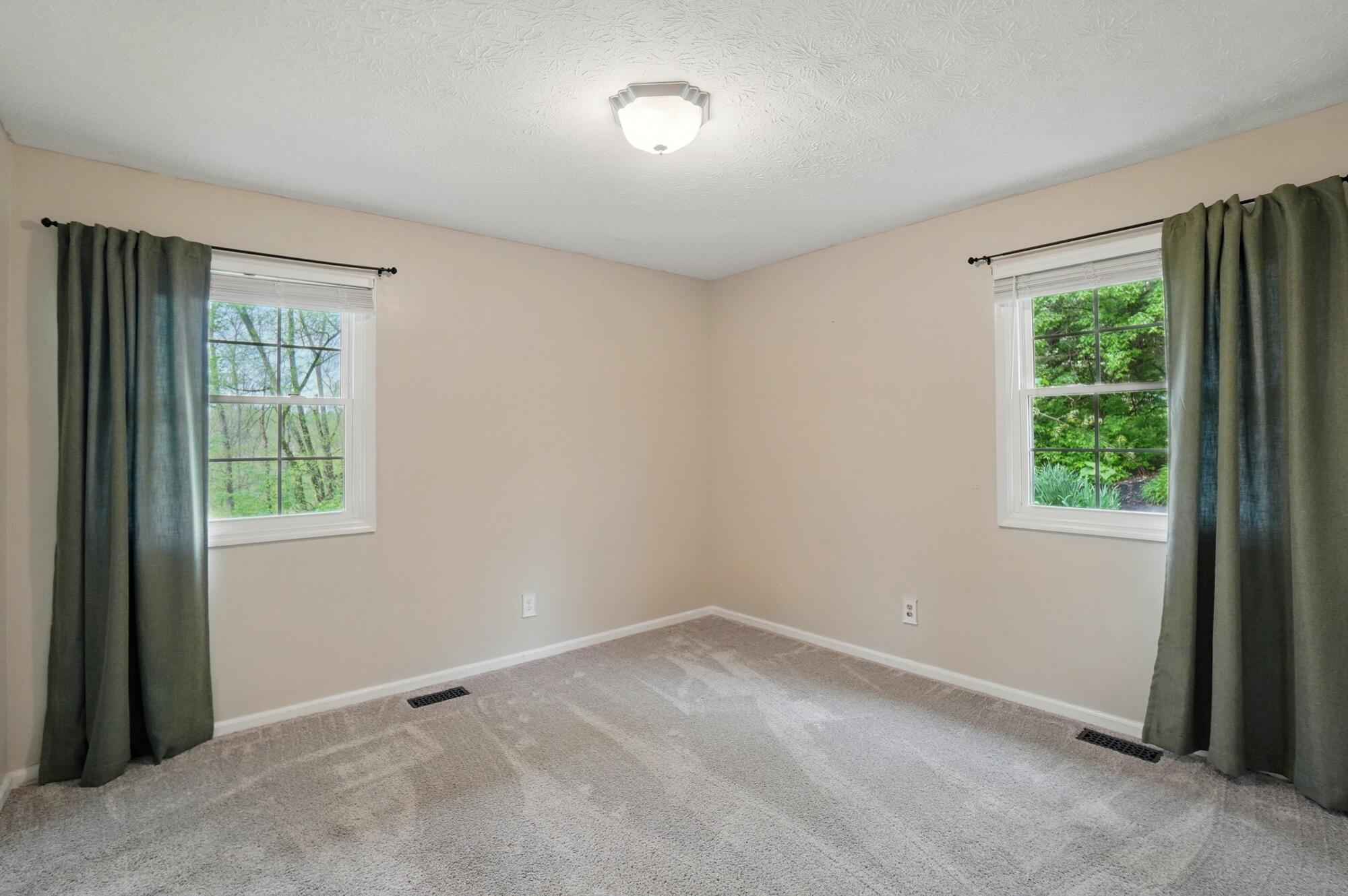 3877 St. Paris Pike, Springfield, Ohio 45504