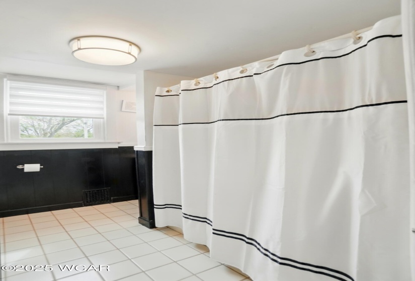 630 Main Street, Kenton, Ohio, 3 Bedrooms Bedrooms, ,1 BathroomBathrooms,Residential,For Sale,Main,306945