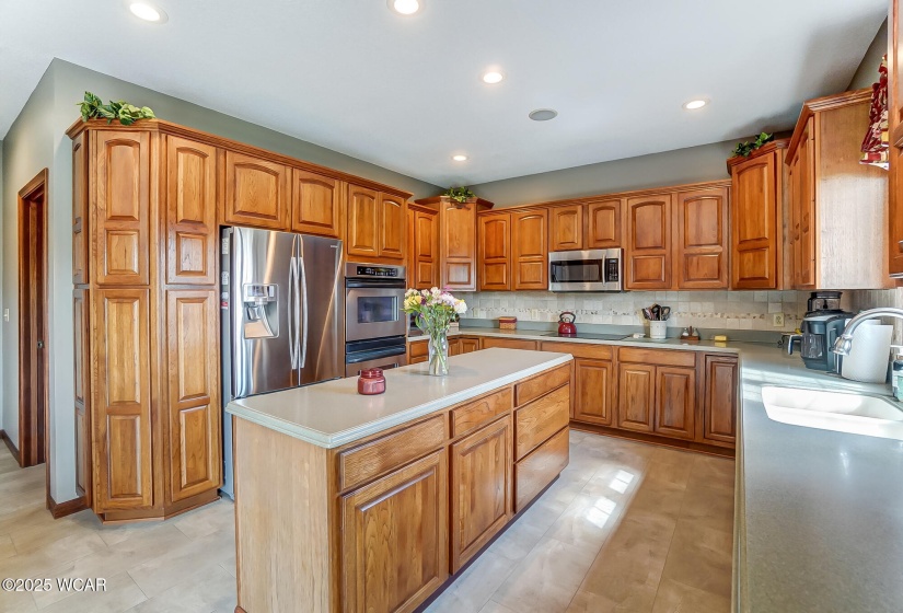 2957 Stoneybrook Drive, Lima, Ohio, 5 Bedrooms Bedrooms, ,4 BathroomsBathrooms,Residential,For Sale,Stoneybrook,306655