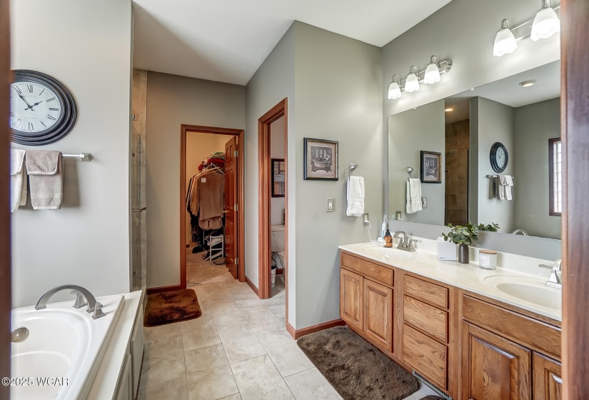 2957 Stoneybrook Drive, Lima, Ohio, 5 Bedrooms Bedrooms, ,4 BathroomsBathrooms,Residential,For Sale,Stoneybrook,306655