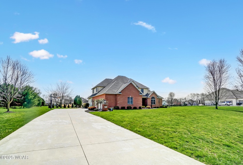2957 Stoneybrook Drive, Lima, Ohio, 5 Bedrooms Bedrooms, ,4 BathroomsBathrooms,Residential,For Sale,Stoneybrook,306655