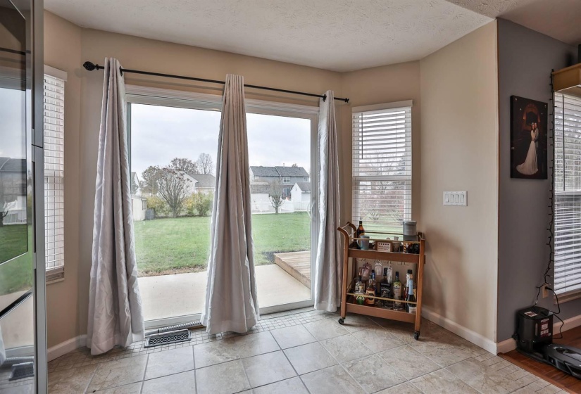015-Breakfast-Room-2