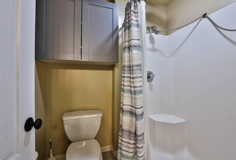 020-Primary-Bath-image-2