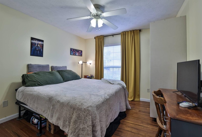 021-Bedroom-2