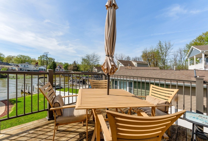 11172 Newland Dr (Exterior)-11