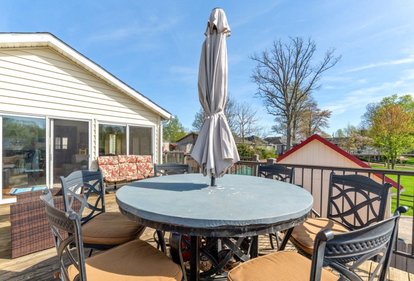 11172 Newland Dr (Exterior)-12