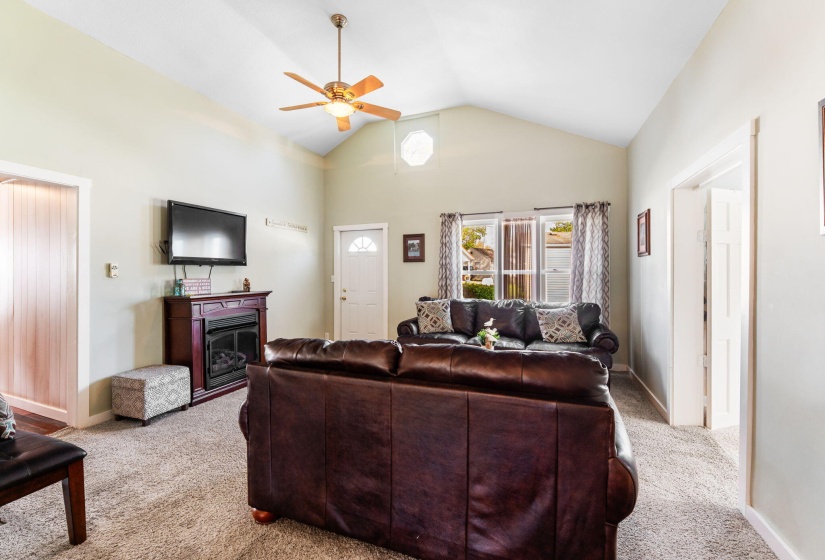 11172 Newland Dr (Interior)-4