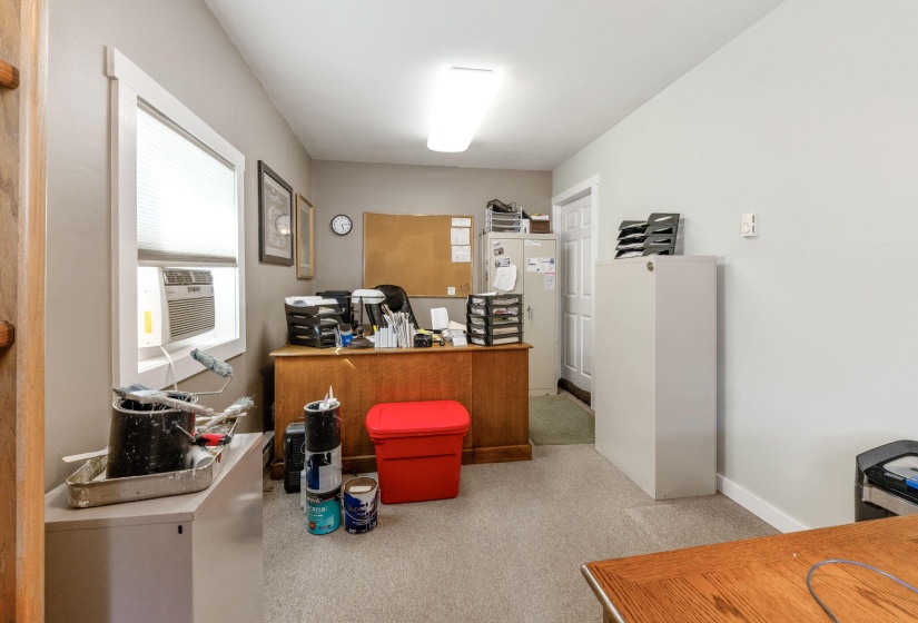 11172 Newland Dr (Interior)-49