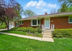 530 Fairfeild Pike, Yellow Springs, Ohio 45387, 4 Bedrooms Bedrooms, ,1 BathroomBathrooms,Residential,For Sale,Fairfeild,1038470