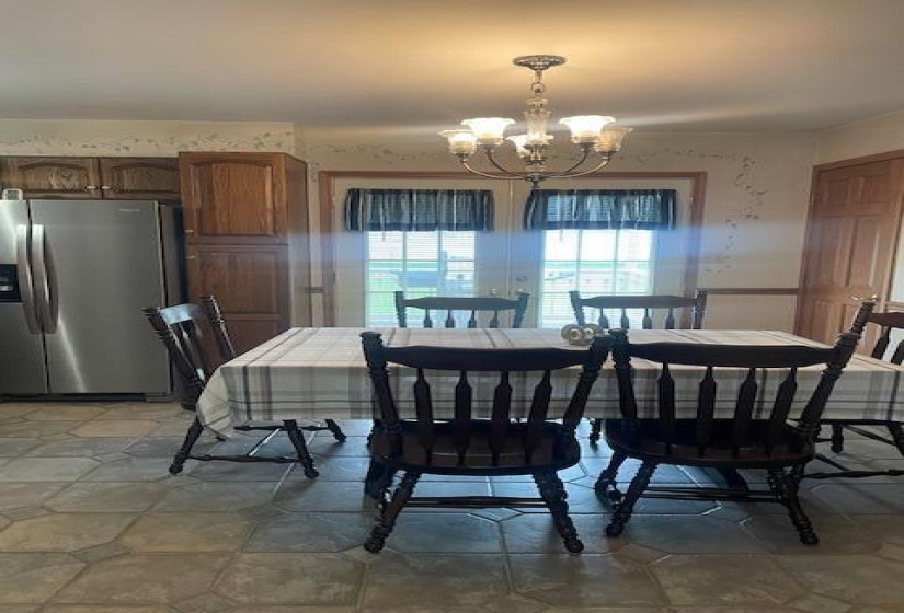 Kitchenette/Eat in Kitchen