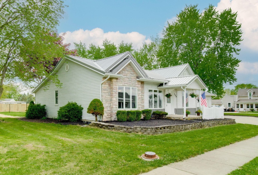 2-web-or-mls-2025 05 05 - 508FrontSt-Roc