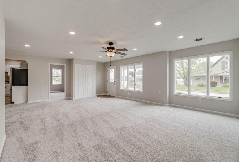 6-web-or-mls-2025 05 05 - 508FrontSt-Roc