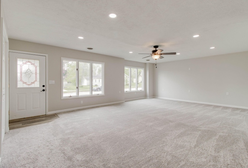 7-web-or-mls-2025 05 05 - 508FrontSt-Roc