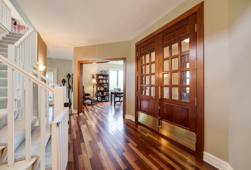 14-web-or-mls-2201-annandale-pl