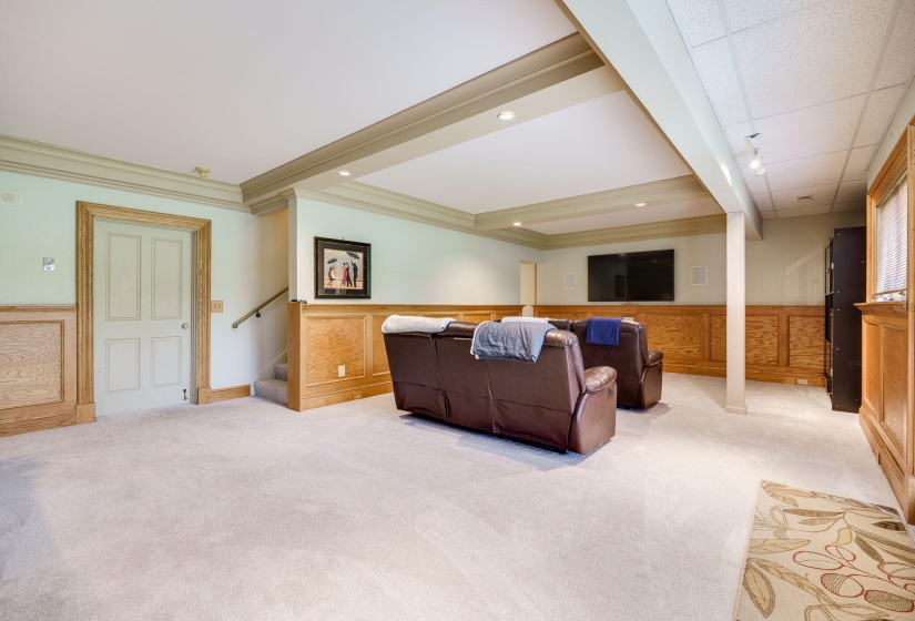 62-web-or-mls-2201-annandale-pl