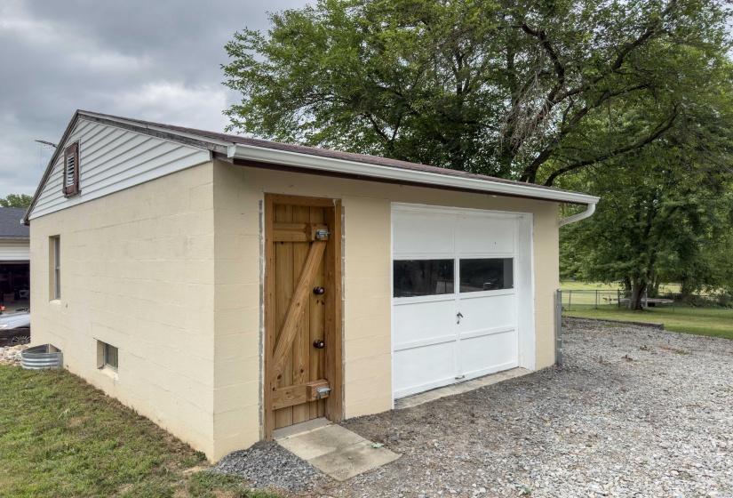 Exterior View of Garage