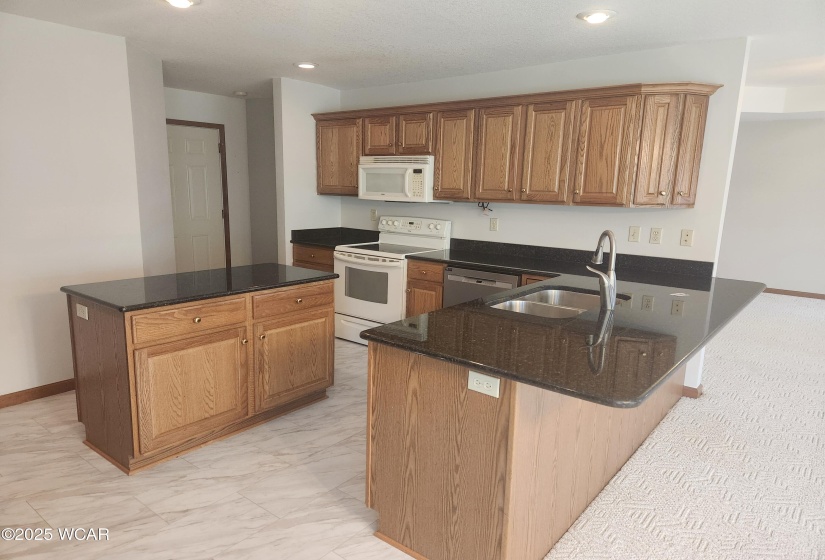 3529 Camden Place, Lima, Ohio, 2 Bedrooms Bedrooms, ,2 BathroomsBathrooms,Residential,For Sale,Camden,306966