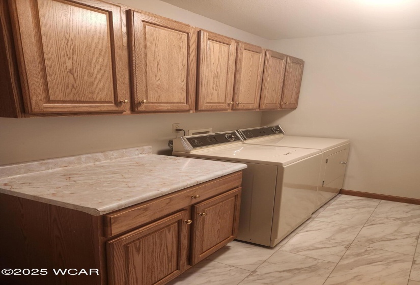 3529 Camden Place, Lima, Ohio, 2 Bedrooms Bedrooms, ,2 BathroomsBathrooms,Residential,For Sale,Camden,306966