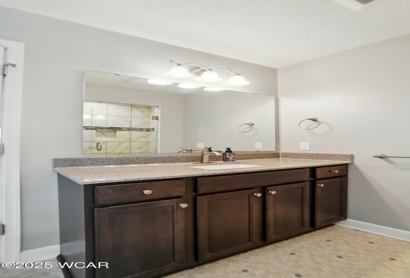 12307 Canning Factory Road, Wapakoneta, Ohio, 3 Bedrooms Bedrooms, ,2 BathroomsBathrooms,Residential,For Sale,Canning Factory,306973