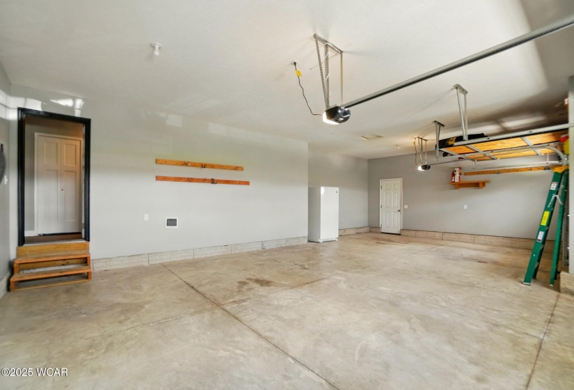 12307 Canning Factory Road, Wapakoneta, Ohio, 3 Bedrooms Bedrooms, ,2 BathroomsBathrooms,Residential,For Sale,Canning Factory,306973