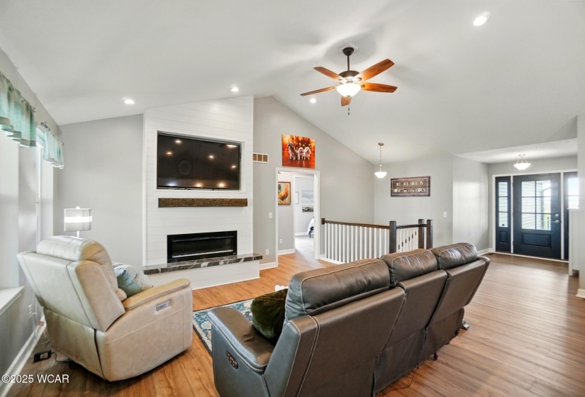 12307 Canning Factory Road, Wapakoneta, Ohio, 3 Bedrooms Bedrooms, ,2 BathroomsBathrooms,Residential,For Sale,Canning Factory,306973