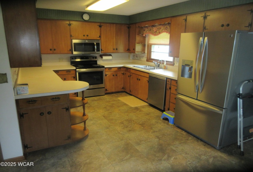 Kitchen. Includes the stainless steel appliances