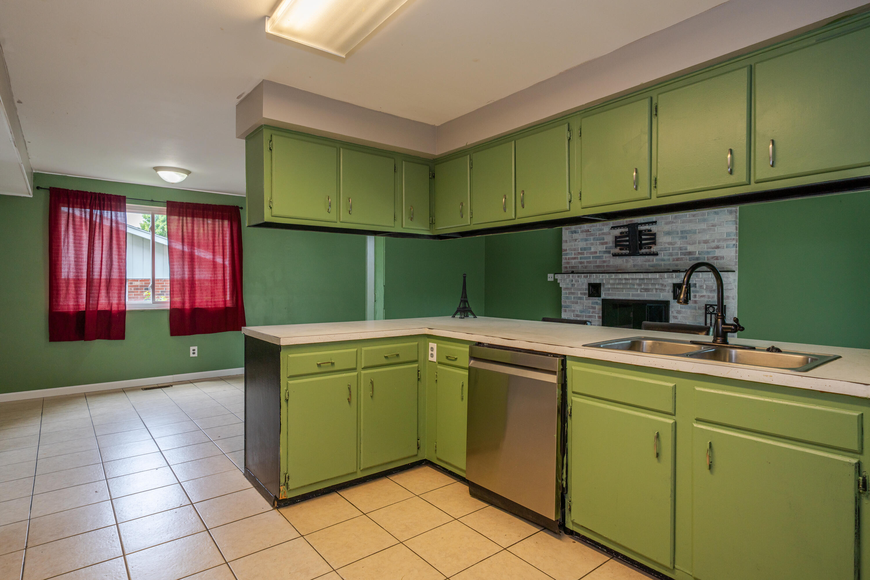4931 Longford Road, Huber Heights, Ohio 45424