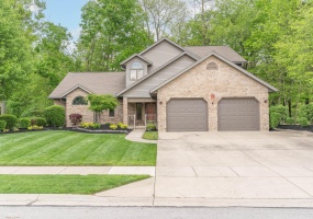 1406 Westwood Drive, Sidney, Ohio 45365, 3 Bedrooms Bedrooms, ,2 BathroomsBathrooms,Residential,For Sale,Westwood,1038492