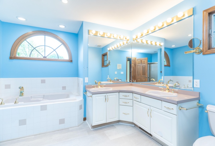 1406 Westwood, Sidney-30