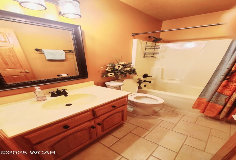 Main floor full bath