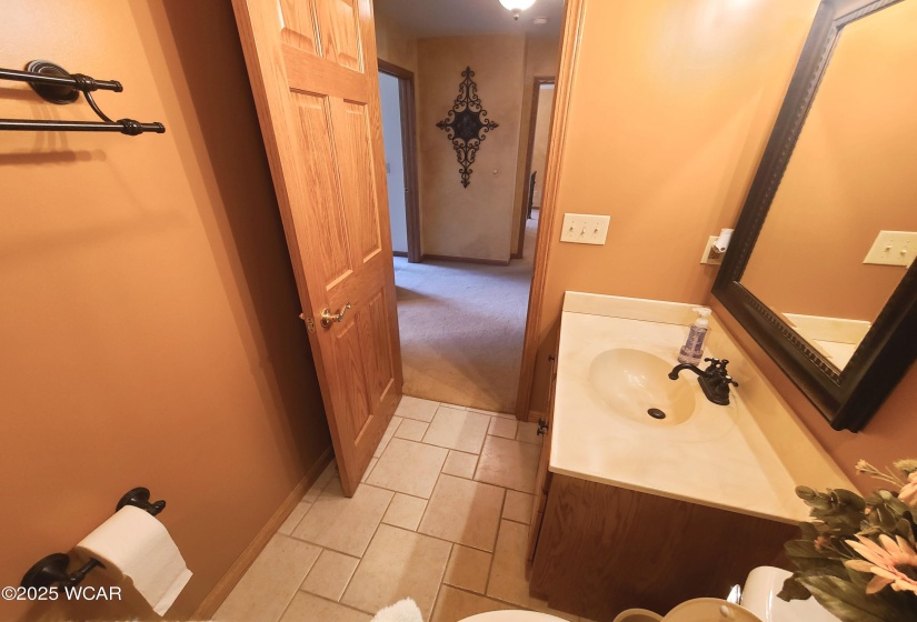 Main floor full bath