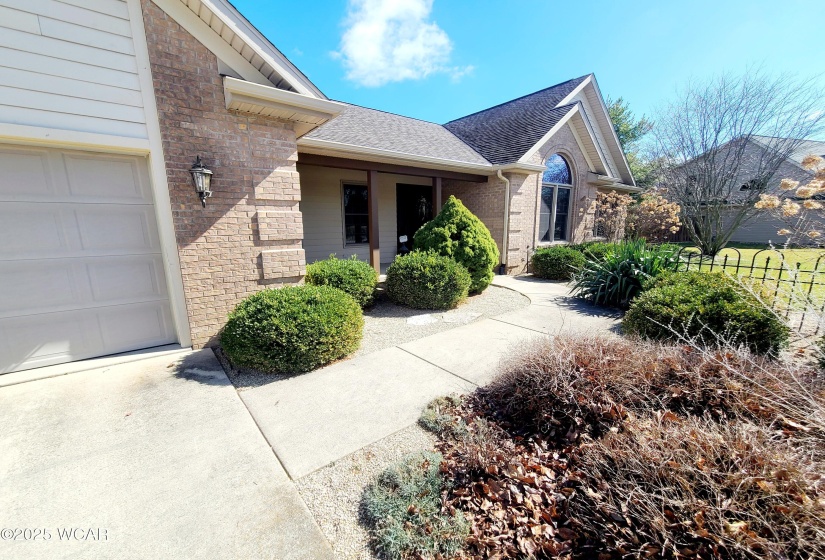 1600 Bittersweet Drive, Lima, Ohio, 3 Bedrooms Bedrooms, ,2 BathroomsBathrooms,Residential,For Sale,Bittersweet,306512