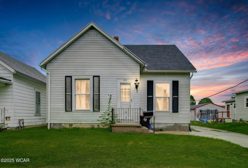 608 Pearl Street, Wapakoneta, Ohio, 3 Bedrooms Bedrooms, ,1 BathroomBathrooms,Residential,For Sale,Pearl,306976