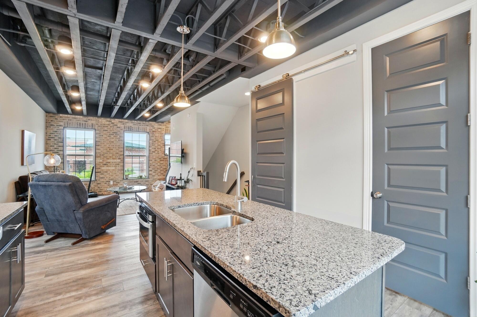 20 Center Street, Springfield, Ohio 45502
