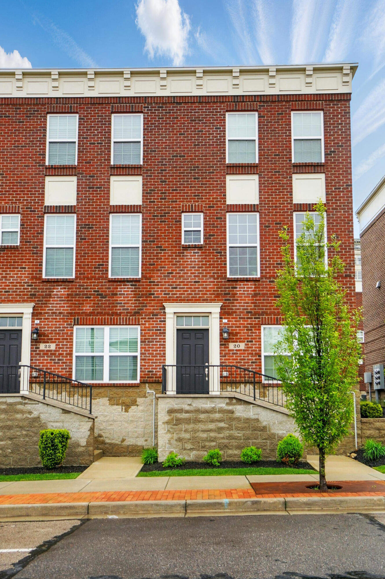 20 Center Street, Springfield, Ohio 45502