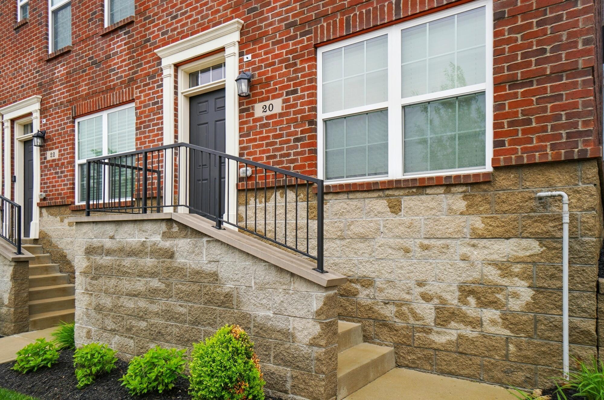 20 Center Street, Springfield, Ohio 45502