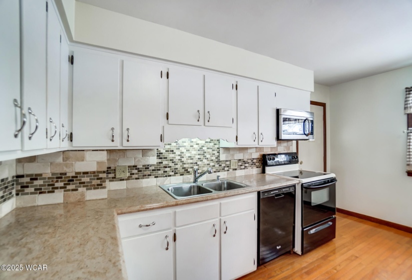 4953 Hummingbird Street, Lima, Ohio, 4 Bedrooms Bedrooms, ,2 BathroomsBathrooms,Residential,For Sale,Hummingbird,306319