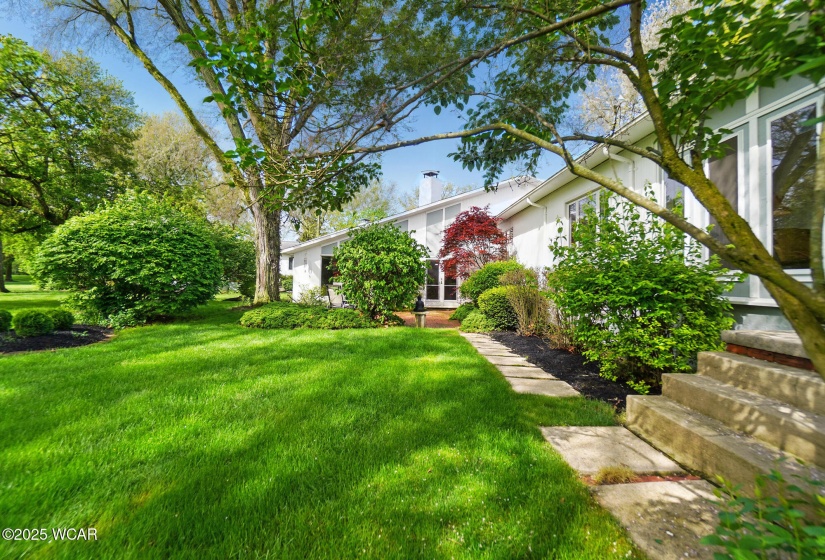 1275 Winterberry Drive, Lima, Ohio, 2 Bedrooms Bedrooms, ,2 BathroomsBathrooms,Residential,For Sale,Winterberry,306990