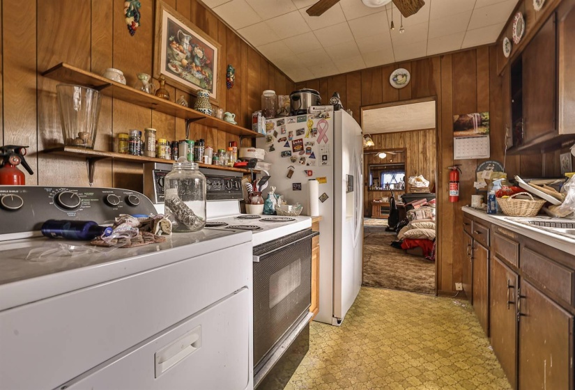 011-Kitchen-2